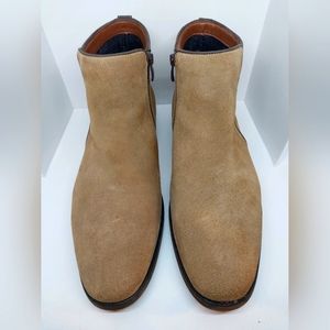 TAN CHUKKA BOOTS - Sz11